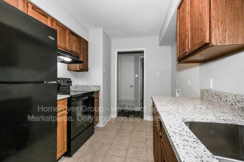 6425 Lynnfield Rd - Photo 6 of 17