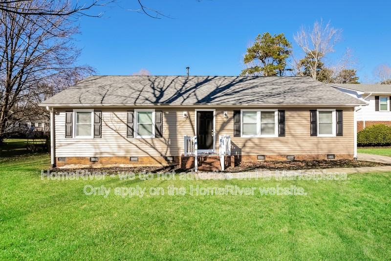 703 Woodlake Dr