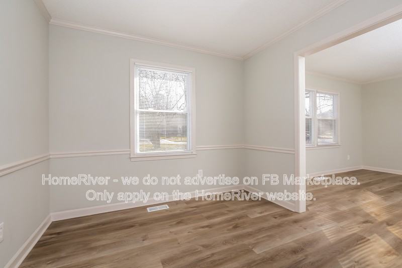 703 Woodlake Dr - Photo 5 of 20