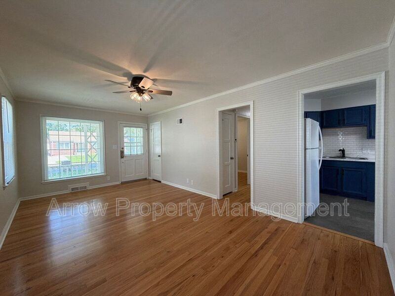 3757 A St - Photo 3 of 19