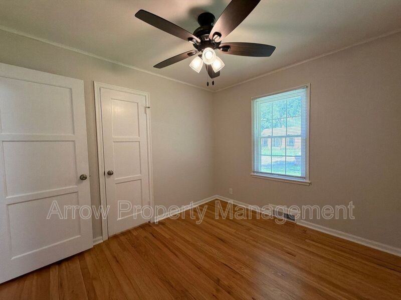 3757 A St - Photo 6 of 19
