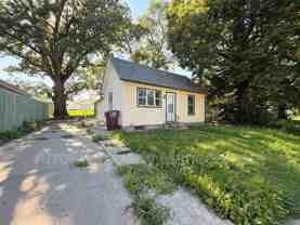 625 S 3rd St - Photo 1 of 1