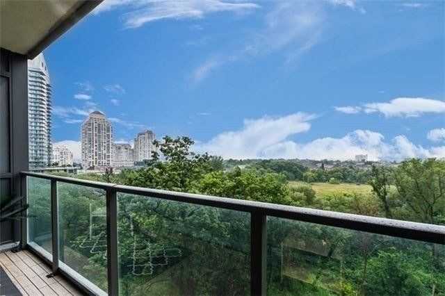 36 Park Lawn Road #04 - Photo 6 of 8