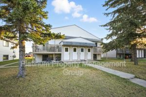 featured image of 4817 52 St #2