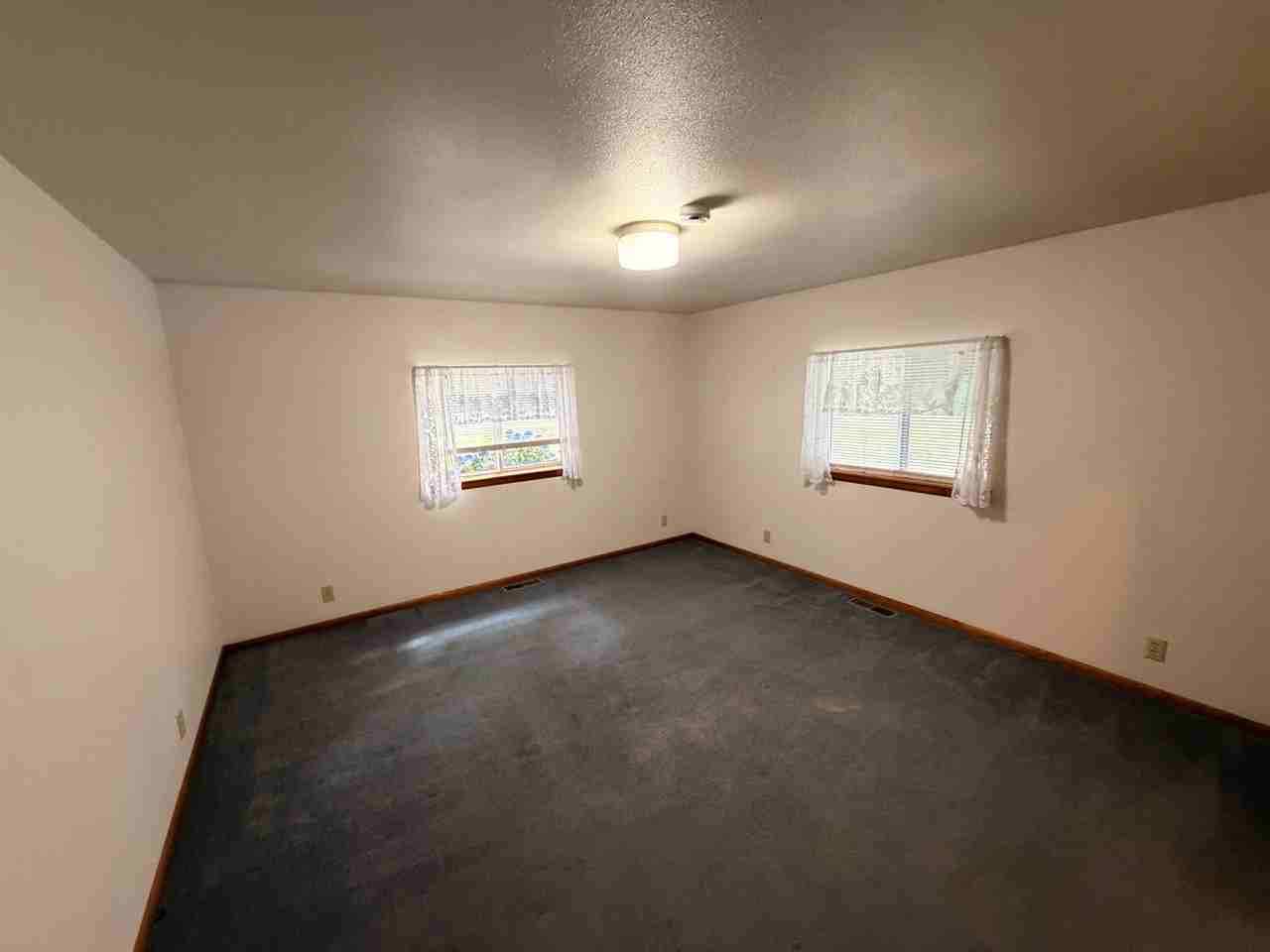 4204 Sharpe Rd - Photo 7 of 17