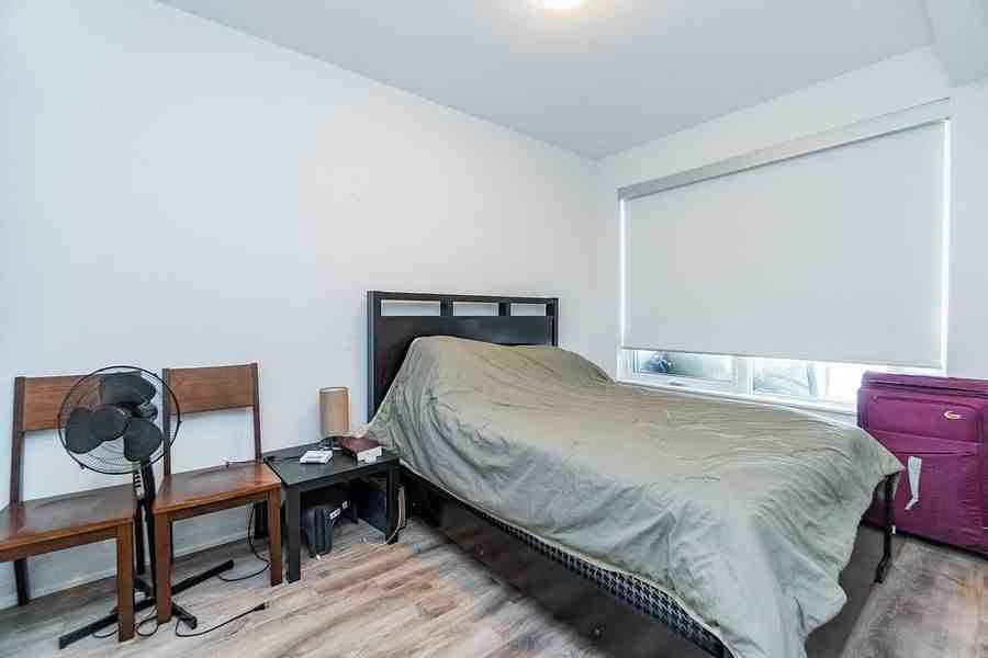 36 Park Lawn Road #04 - Photo 3 of 8