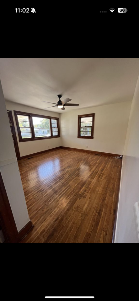 502 Grace Street South - Photo 5 of 10