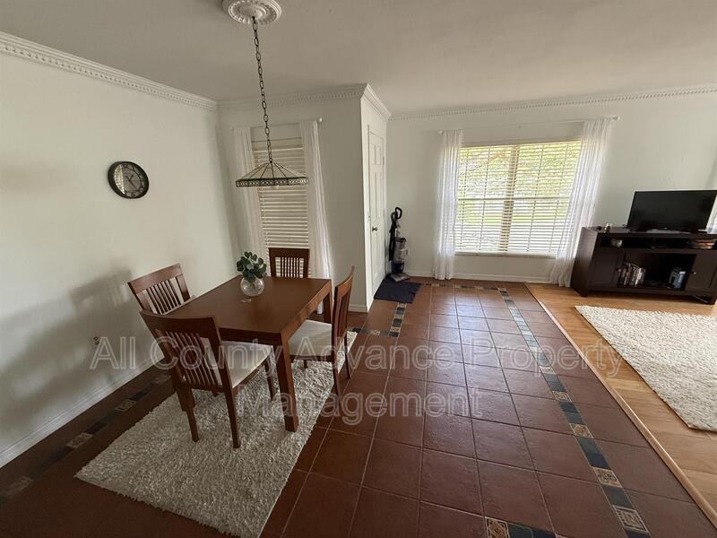 230 N Bayshore Blvd - Photo 5 of 12