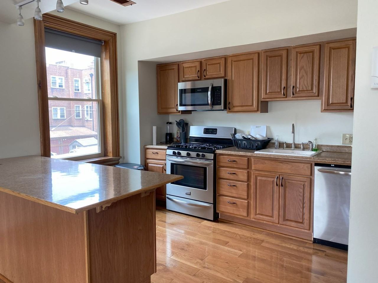 100 East North Ave - Photo 2 of 26