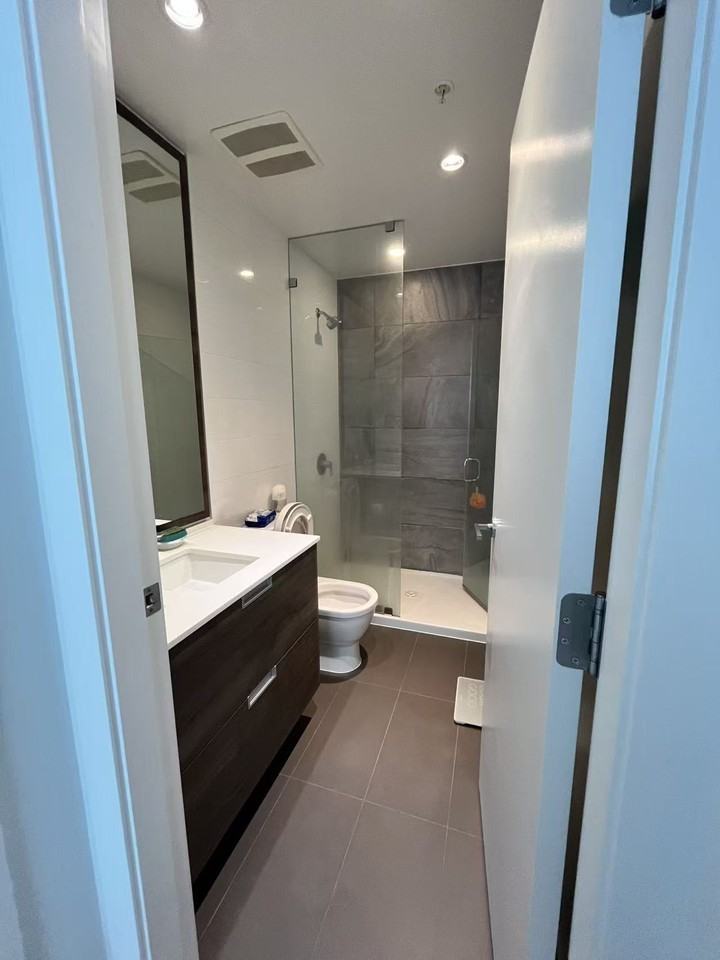 4700 Kingsway - Photo 6 of 6