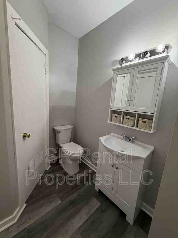 243 S Main St #8 - Photo 3 of 5