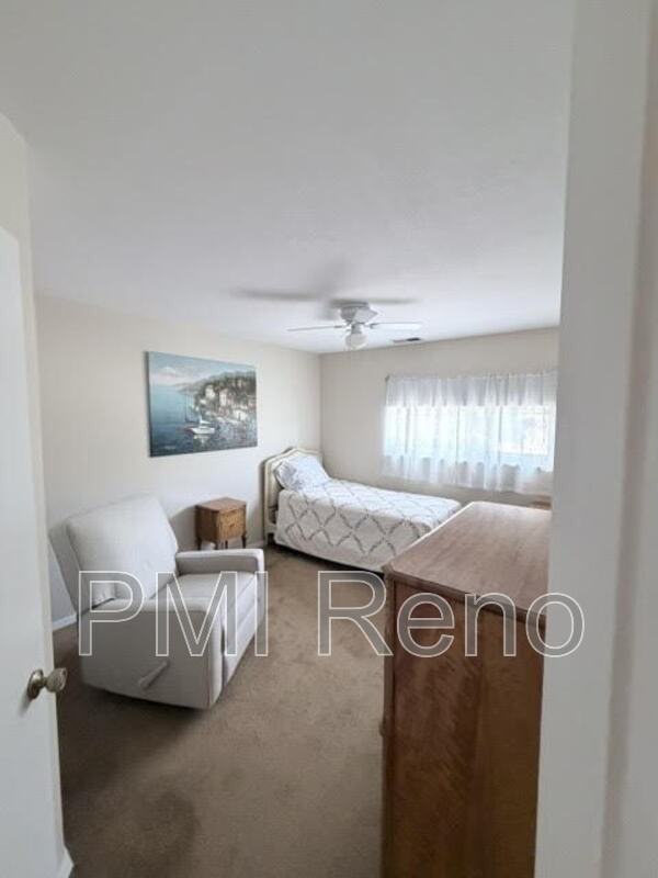 744 Diogenes Dr #1 - Photo 4 of 30