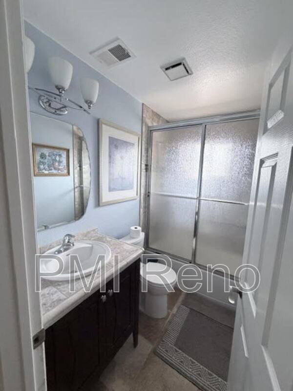 744 Diogenes Dr #1 - Photo 6 of 30