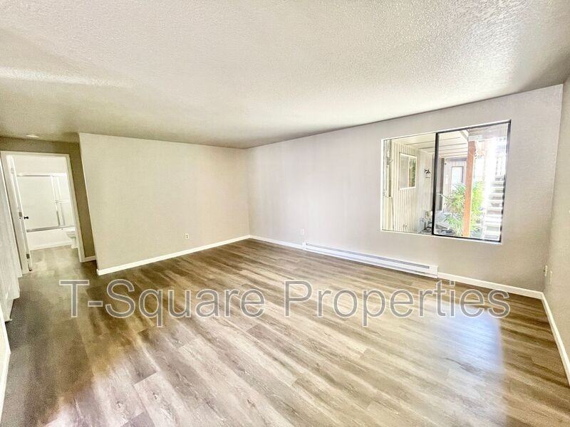 7125 Rainier Dr #4 - Photo 3 of 19
