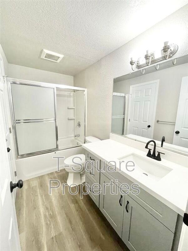 7125 Rainier Dr #4 - Photo 7 of 19