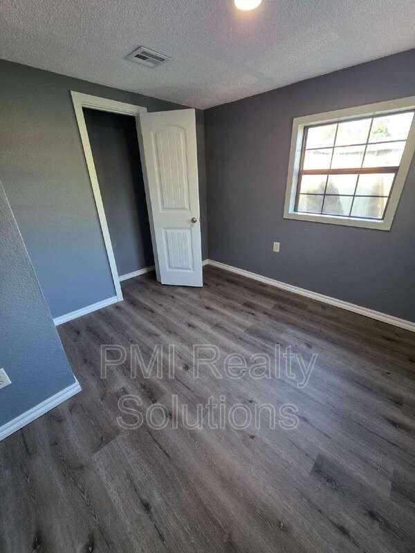 12 1st St Ne - Photo 5 of 18