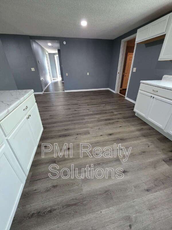 12 1st St Ne - Photo 7 of 18