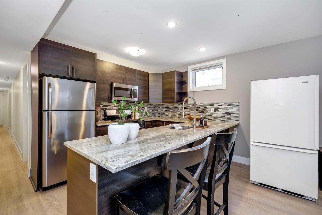 149 Henderson Avenue - Photo 6 of 50
