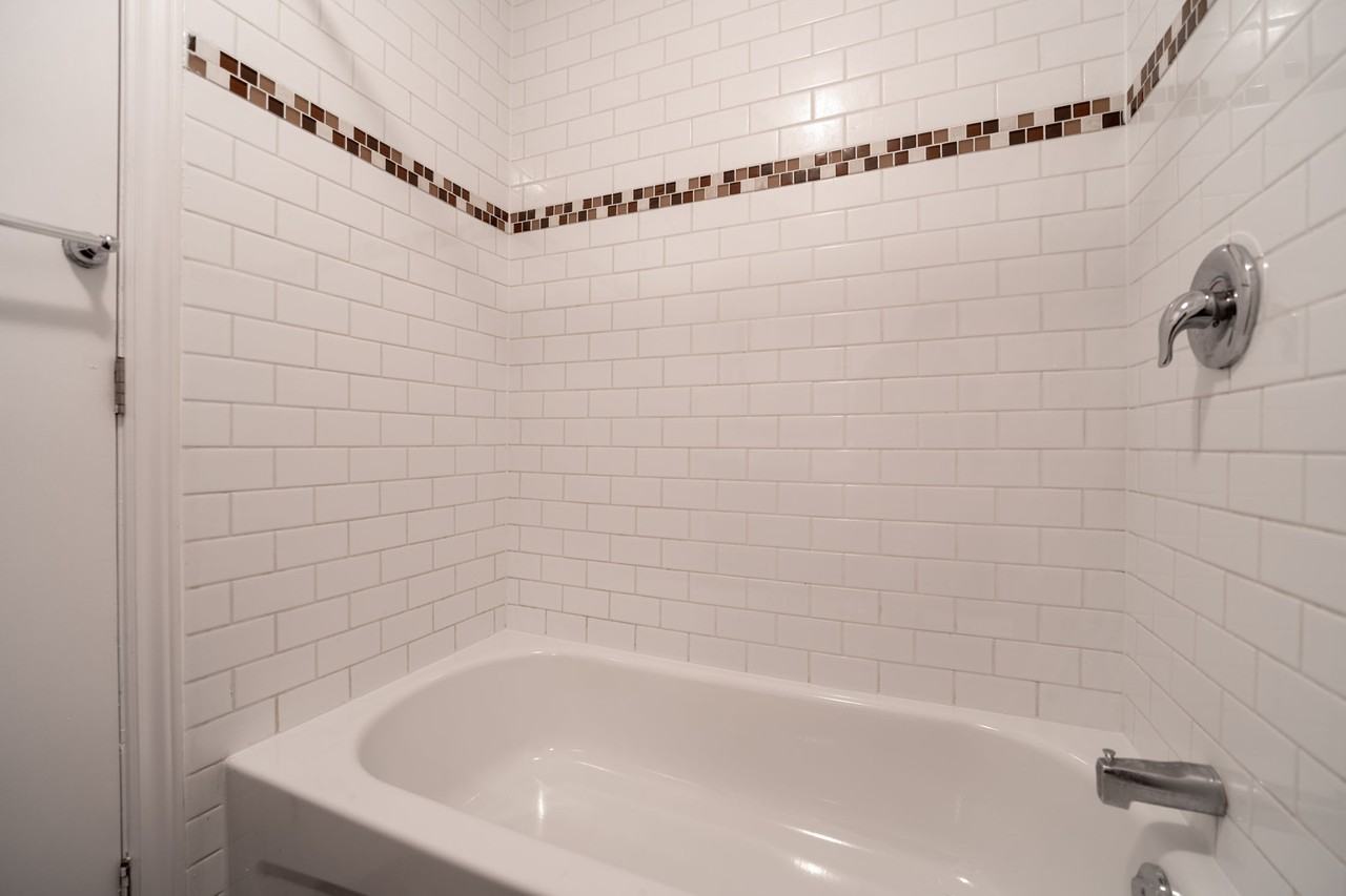 570 Chapel Street - Photo 2 of 19
