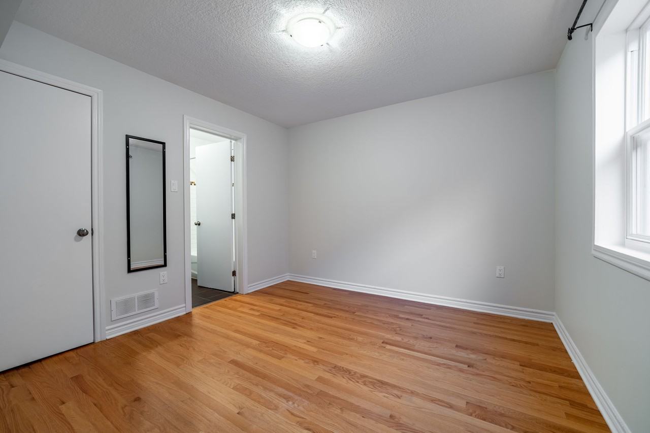 570 Chapel Street - Photo 3 of 19