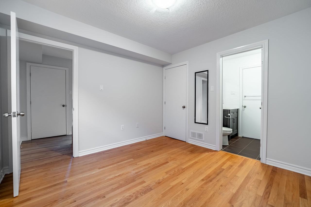 570 Chapel Street - Photo 4 of 19