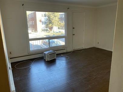 124 Lavergne Street - Photo 2 of 10