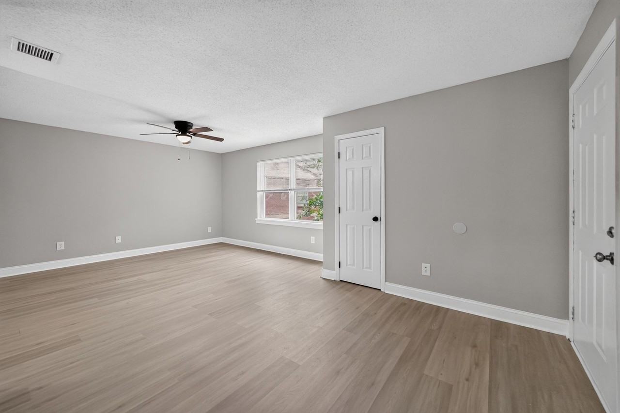Spring Branch Apartments - Photo 6 of 50