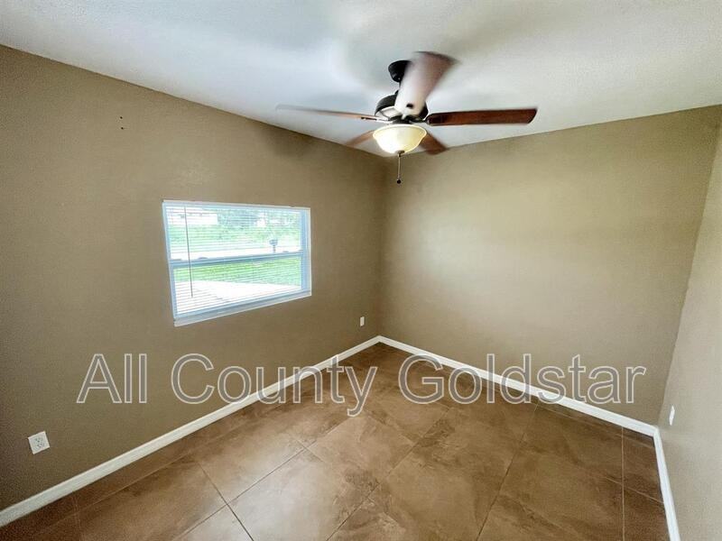 472 Ridgewood St Nw - Photo 2 of 13