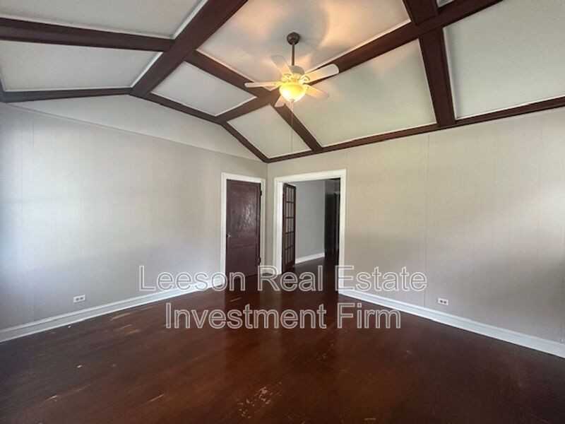 3349 Alexander Ave - Photo 2 of 14