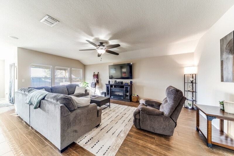 7514 Mission Tower - Photo 4 of 26