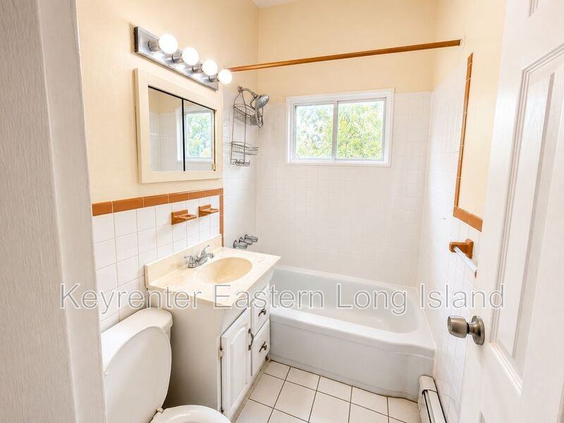 265 N Newbridge Rd #C2 - Photo 6 of 6