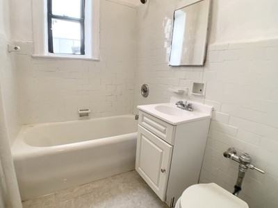 175 Stanley Avenue #2r - Photo 4 of 4