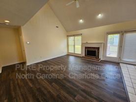 151 Woodfern Pl - Photo 1 of 1