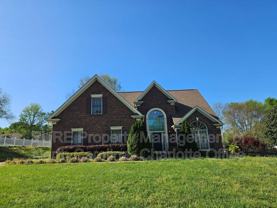 151 Woodfern Pl - Photo 1 of 1