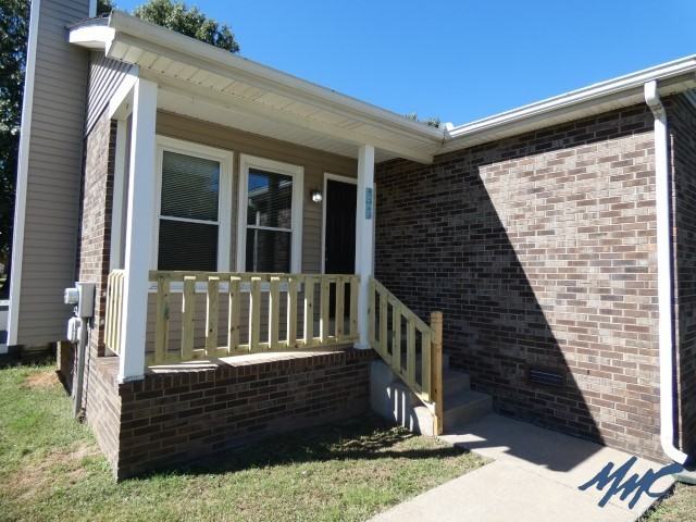 2262 Patriot Dr - Photo 2 of 26