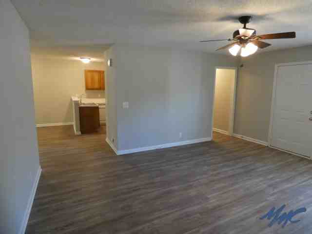 2262 Patriot Dr - Photo 6 of 26
