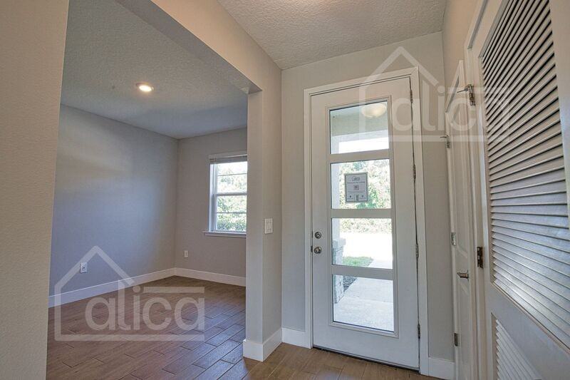 1610 Rada Ln - Photo 5 of 42