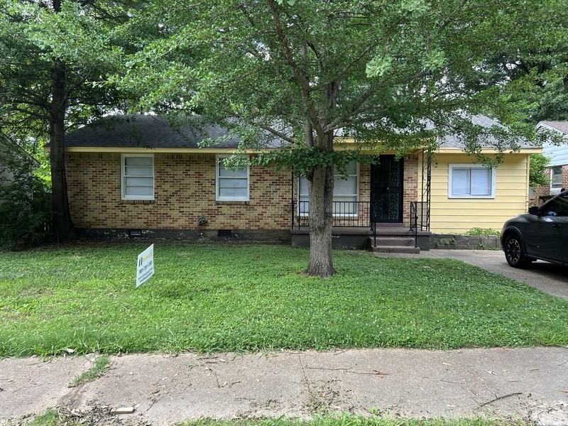 4914 Biscoe Ave - Photo 2 of 9