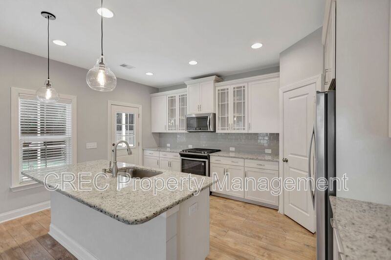 1190 Triple Crown Ct - Photo 7 of 37