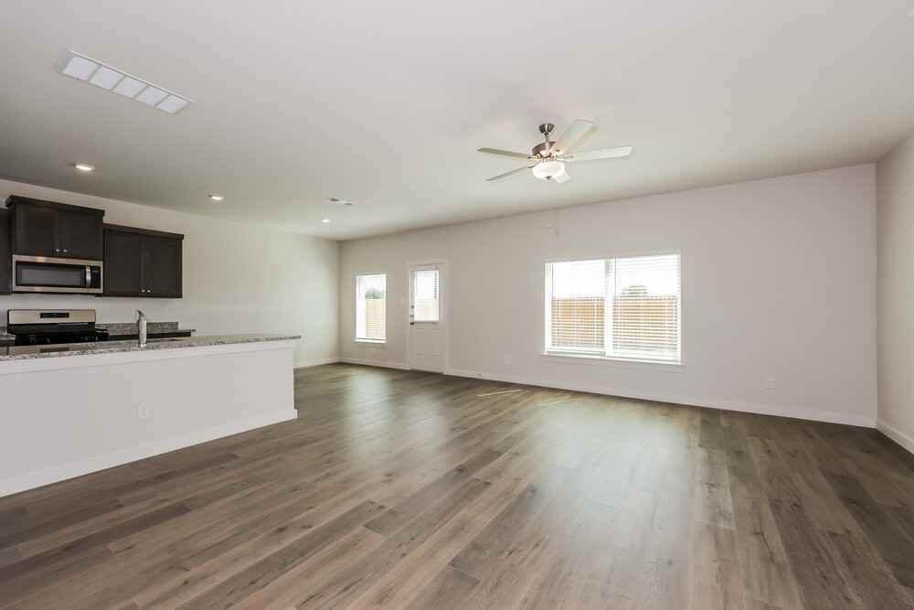 315 Patton Ln - Photo 7 of 20