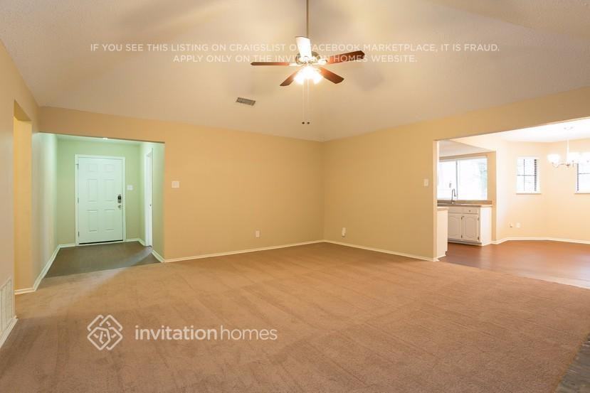 6616 Braddock Pl - Photo 4 of 27