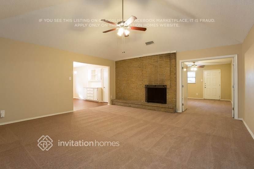 6616 Braddock Pl - Photo 6 of 27