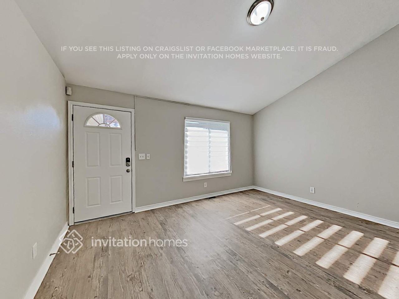 3869 S Uravan St - Photo 4 of 13