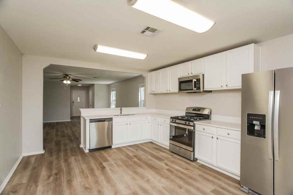 117 Mood Lake Dr - Photo 6 of 17