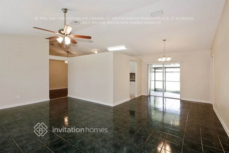 11307 Sw 167th St - Photo 4 of 18