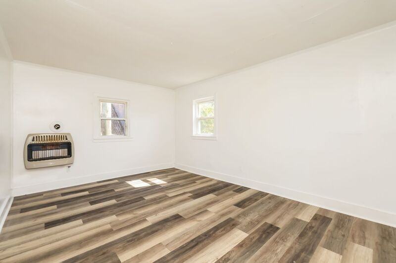 124 S Chillicothe St #4 - Photo 5 of 10