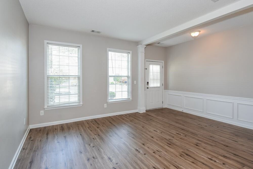 3740 Ridgefair Dr - Photo 6 of 18