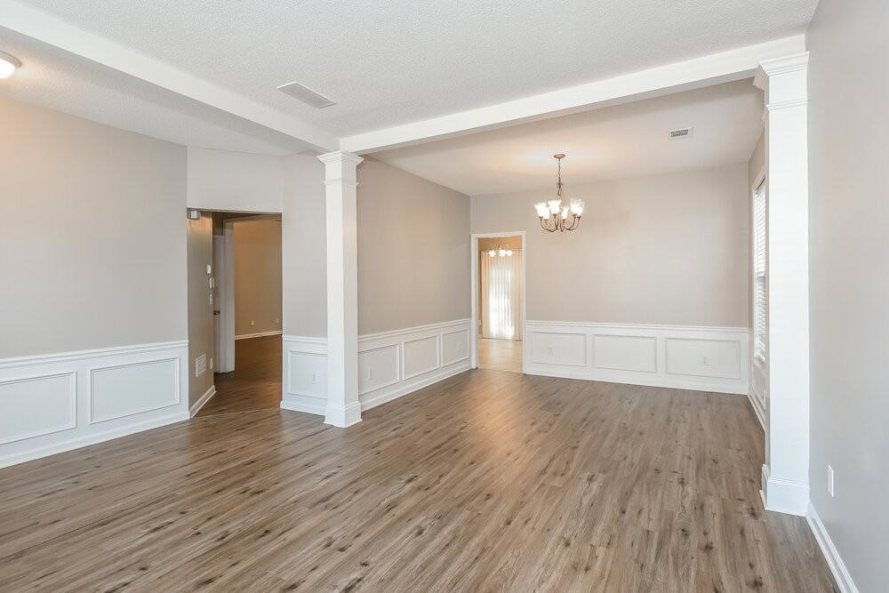 3740 Ridgefair Dr - Photo 7 of 18