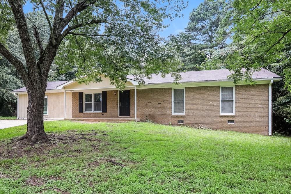 1338 W Stoneybrook Dr - Photo 3 of 16