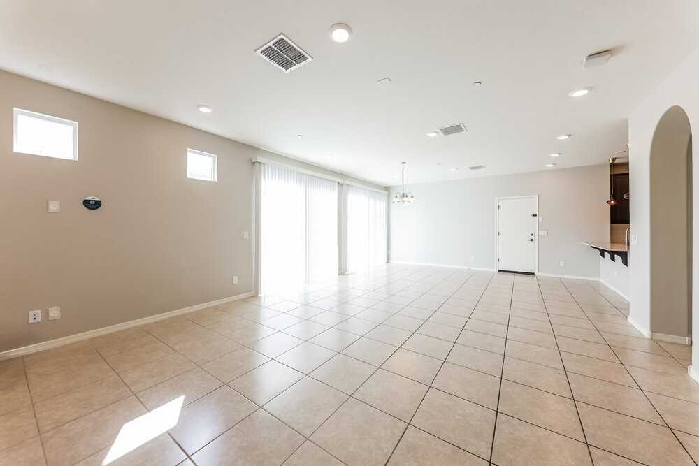 12334 W Domino Dr - Photo 5 of 20
